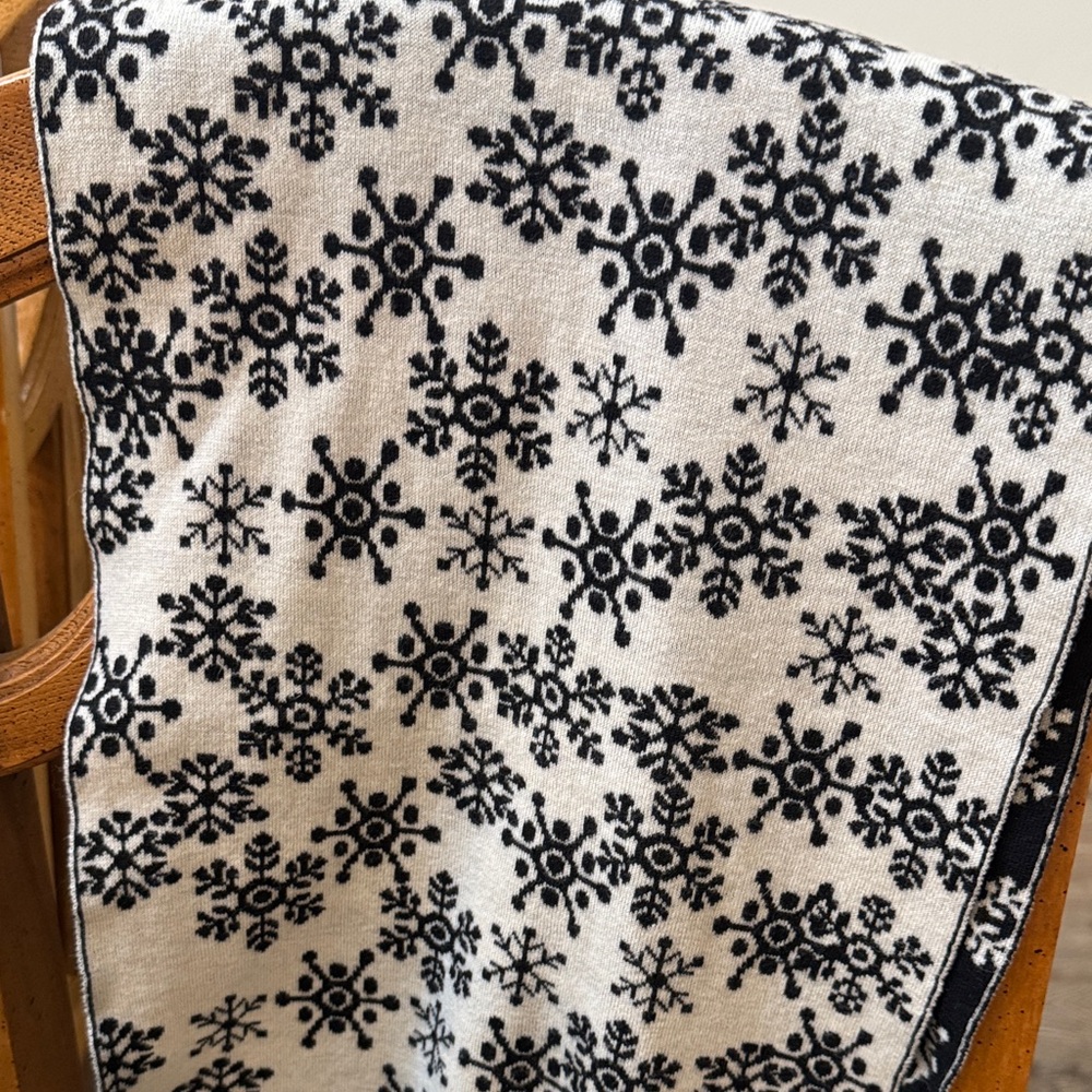 Snowflake Patterned Black and White Holiday scarf winters